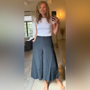 McQ Alexander McQueen Black Viscose Culotte Trousers Wide Leg Cropped 40 US 6